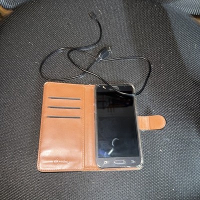 Samsung Galaxy J5 8GB +32GB Micro-SD in Leder-Case