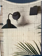 Harbor Breeze Solar LED Barn Light 10.63-in Black Outdoor Wall Light W Bulb NEW