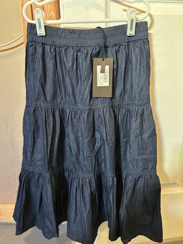 Trussardi Junior  tiered dark denim midi skirt with an elastic waistband Size 12
