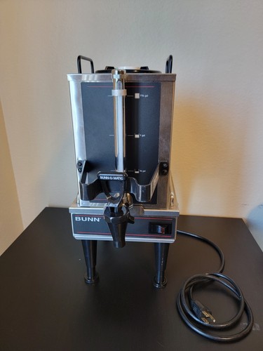 Bunn 1.5 GalSatellite Coffee Server w/ RW1 Warmer Base Commercial 1.5 Gal Tested