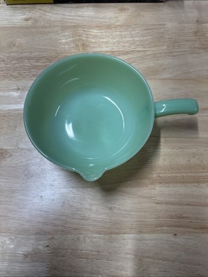 VINTAGE 1950'S FIRE KING PREMIUM JADEITE  SKILLET HANDLED BOWL  ANCHOR HOCKING