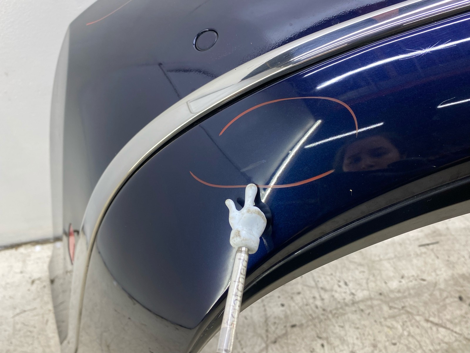 2010-2020 BENTLEY MULSANNE OEM REAR BUMPER COVER ASSEMBLY W/MOLDINGS AND SENSORS