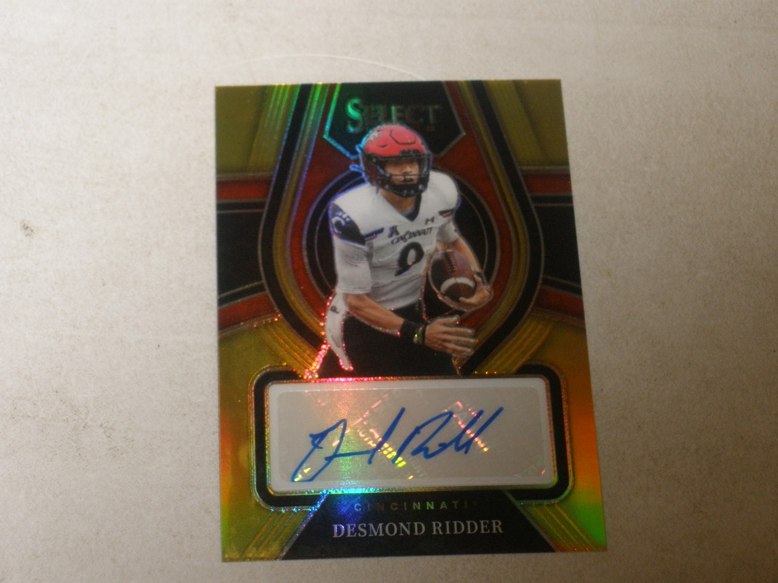 2022 Panini Select Draft Picks Gold Prizm Autograph Auto Desmond Ridder 10/10