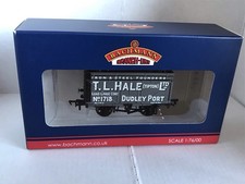 Bachmann OO Gauge 37-187, 7 Plank Wagon With Coke Rails T.L. HALE Ltd, NEW !