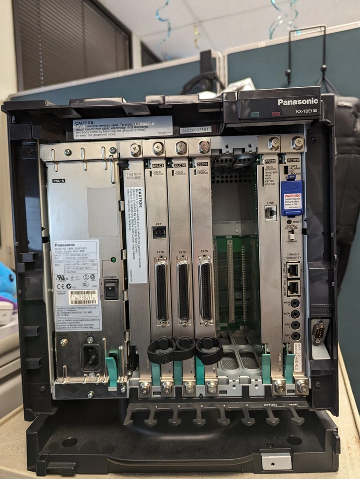 PANASONIC KX-TDE100 PBX UNLOCKED, 1 PSU-S 1 PRI23 2DLC16 1DHLC8 1IPCMPR - Image 2 of 3