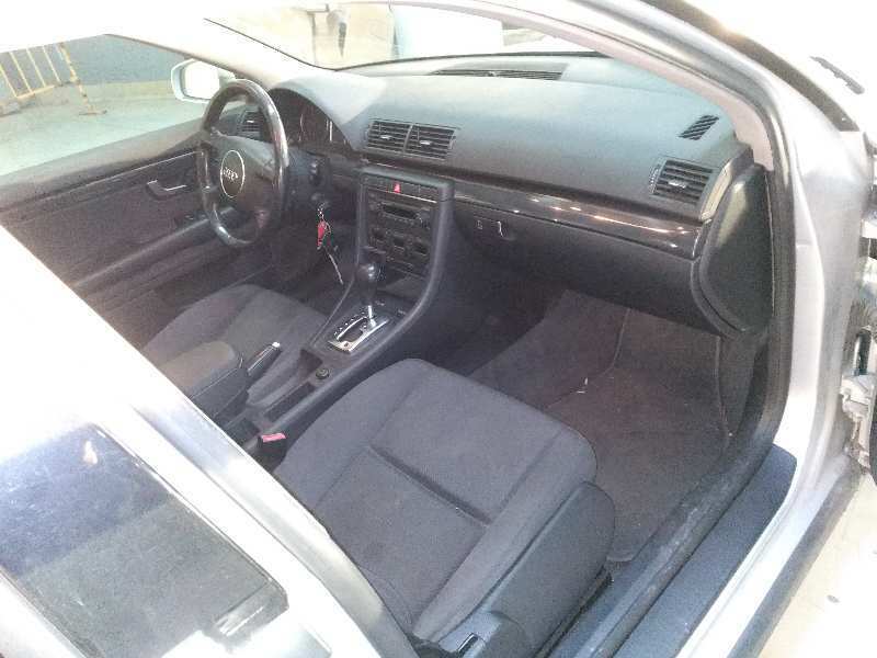 Siège Avant Gauche Audi A4 Avant (8E) 1.9 TDI 2004 - Pièce D'occasion électrique