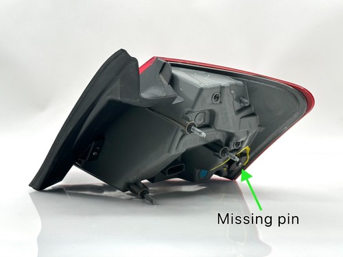 OEM 2013-2019 Ford Taurus Left Side W/o Police Package Quarter Mounted Taillight - Picture 3 of 7