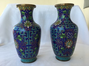 PAIR CHINESE CLOISONNE ENAMEL QING DYNASTY VASES
