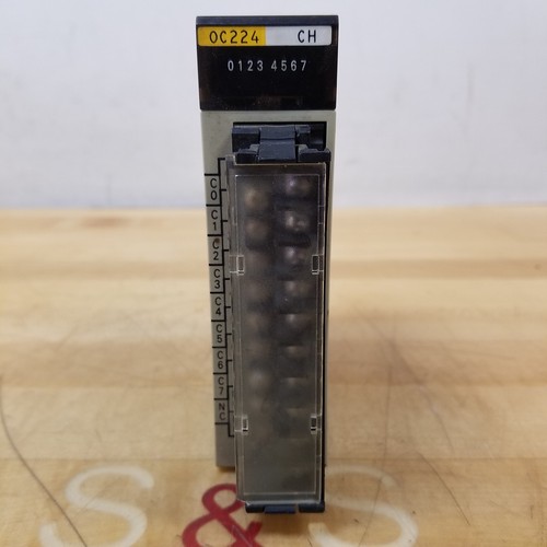 Omron C200H-OC224 Output Unit, 250 VAC, 24 VDC, 2 Amp - USED - Picture 3 of 5