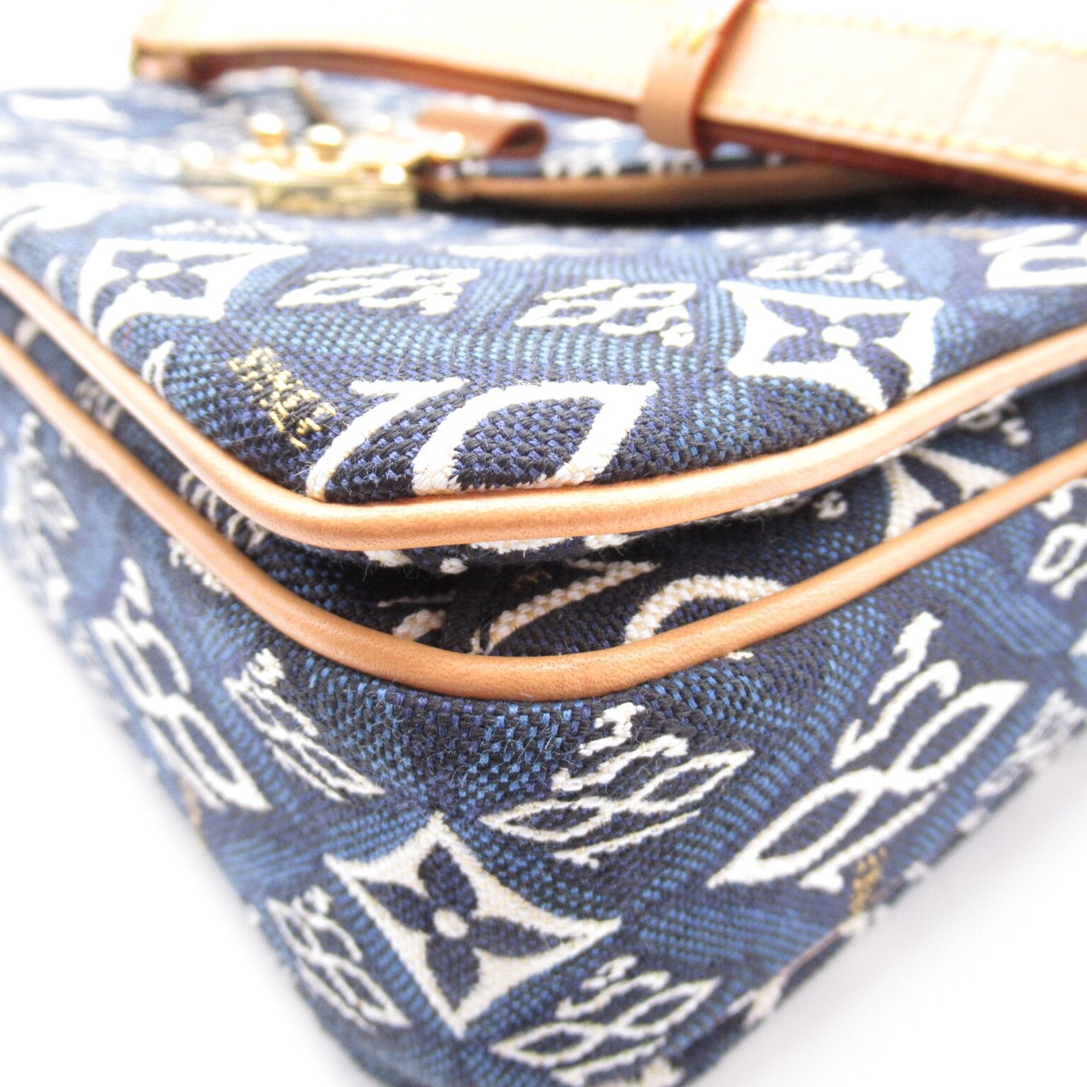 LOUIS VUITTON SINCE1854 Pochette Metis MM Shoulder crossbody LOUIS VUITTON SINCE1854 Pochette Metis MM Shoulder crossbody