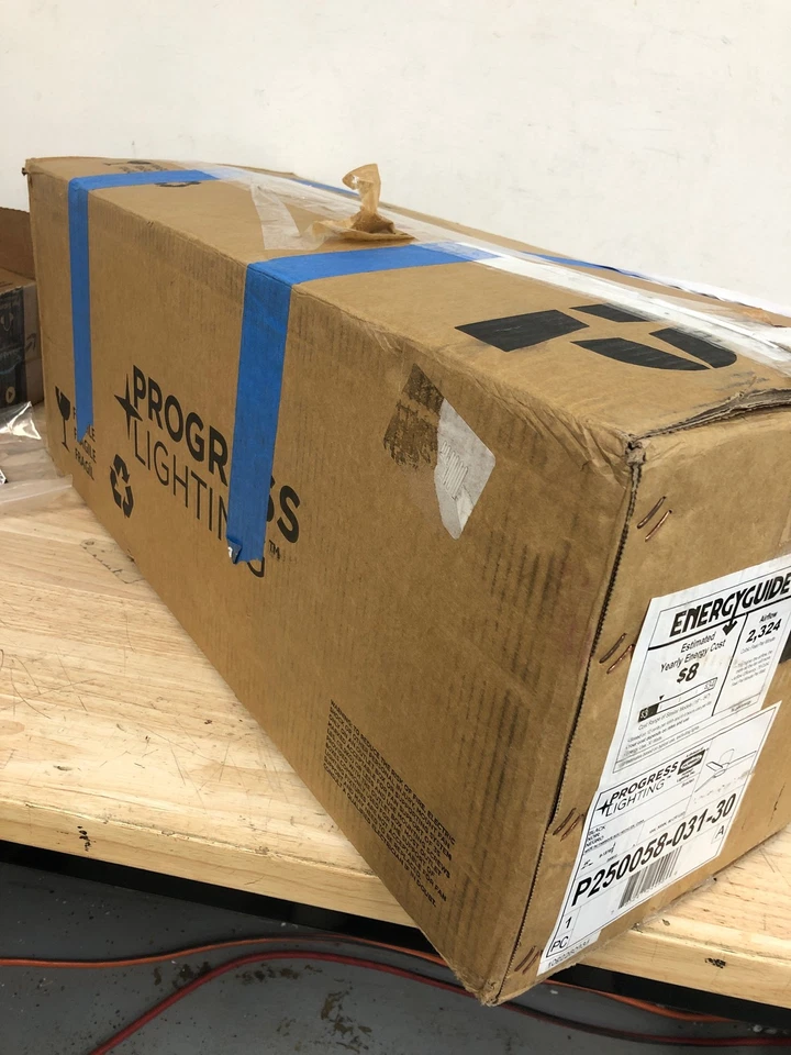 Ventilador de techo LED de 3 aspas Progress Lighting P250058-031-30 Braden 44" con control remoto - Foto 2 de 2