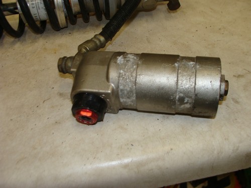 2004 SKI DOO MXZX mxz X 440 Rev remote reservoir skid front shock absorber race - Picture 14 of 16