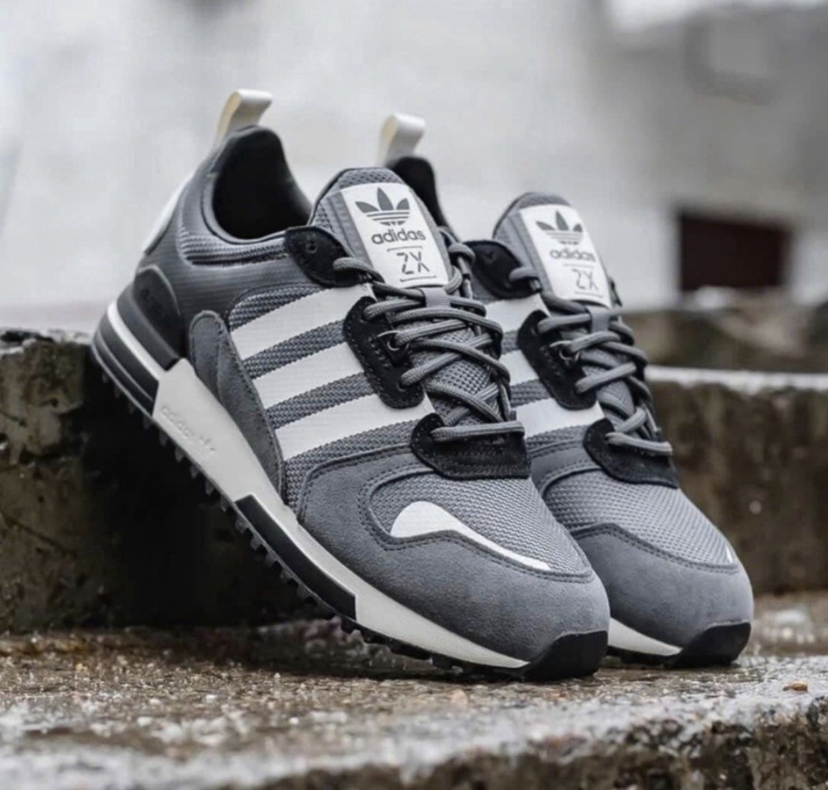 Adidas ZX 700 HD Men's Athletic Shoes Gray Black Footwear Sneakers