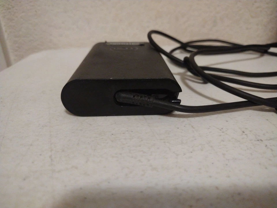 Genuine Dell Laptop Charger 65W Watt AC Power Adapter, No Power Cord. A - Image 3 of 4