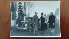 Original Foto VW"Käfer" 12/1951 schwarzes Kennzeichen BN 42-3039 an Gaststätte