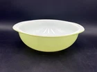 Vintage 1950’s PYREX Lime Green 2qt Casserole Dish Mixing Bowl Kitchen#024 GUC