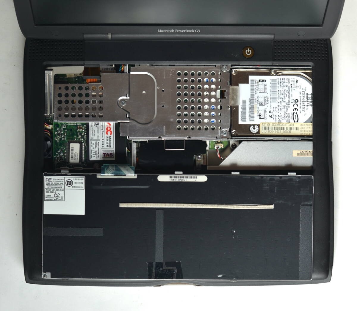 id east end Apple PowerBook G3 静冷台(冷却台) id east end Apple PowerBook G3 静冷台(冷却台)