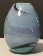 SIGNED Hand Blown Art Glass Vase Light & Dark Blue Green Swirl ~ Santa Fe '91 ~