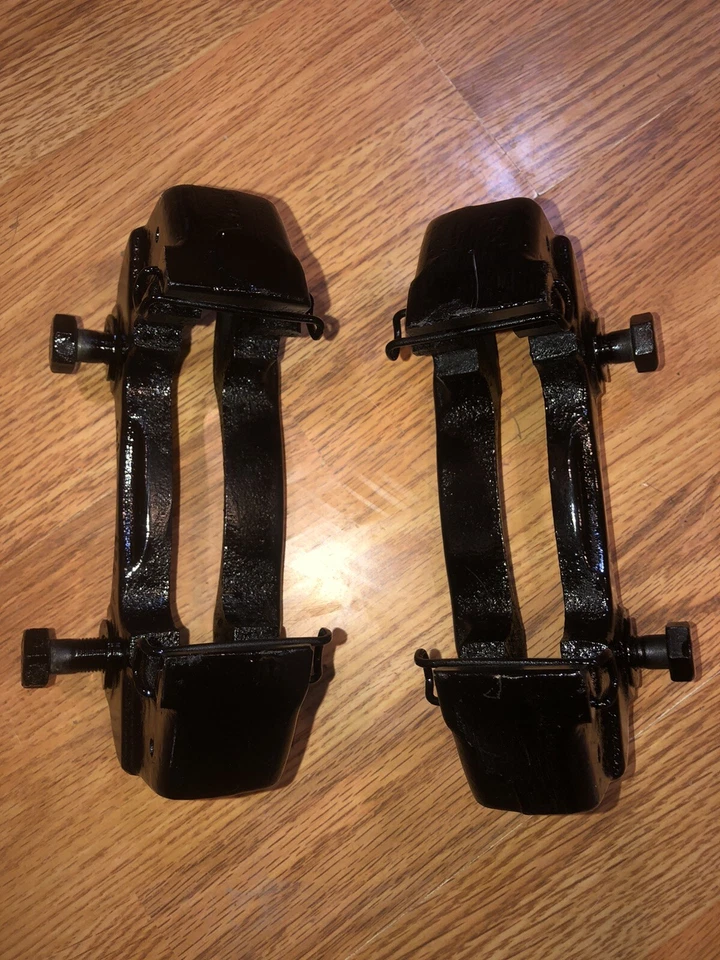 1981 lancia beta Zagato - brake Bracket set-rear - Image 4 of 4