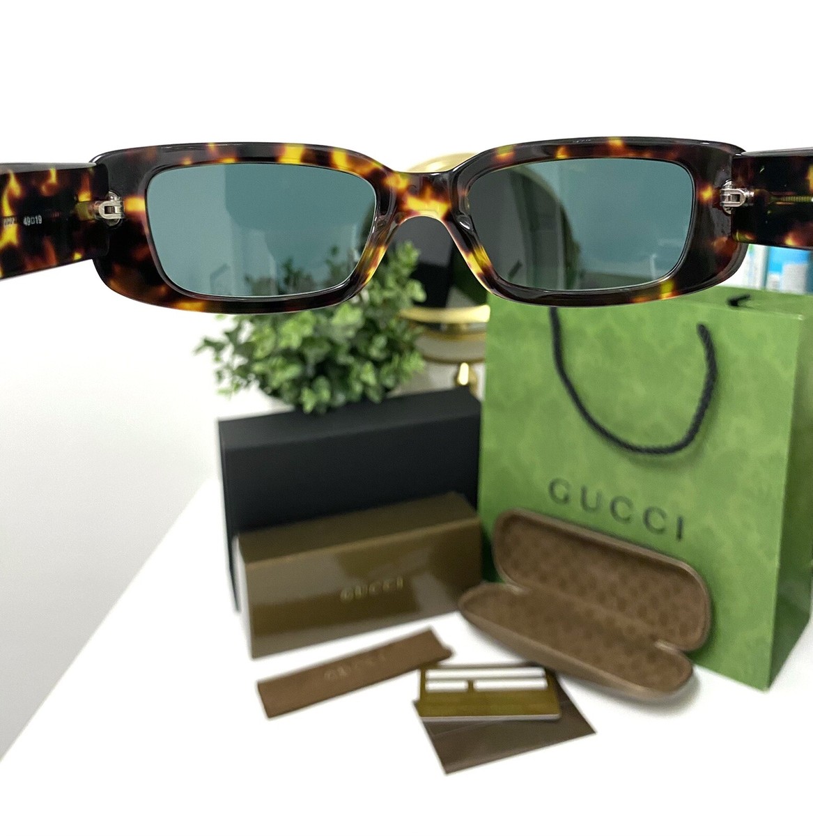 Authentic Vintage 90s Gucci GG 2409/N/S Square Tortoiseshell