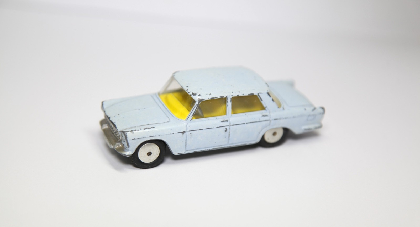 Vitesse Saurer S4c Truck Saurer Diesel Henniez 1952 1:43 217