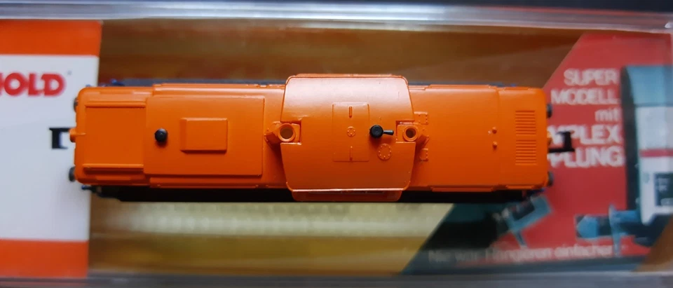 Arnold 2007 Diesellok V 132 Teutoburger Wald Eisenbahn (TWE) orange; in OVP - Bild 3 von 4