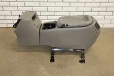 99-02 Chevy GMC GMT800 Truck SUV Center Console (Gray 922) OEM Rear AC