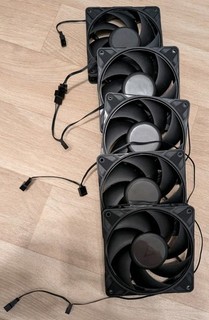 ARCTIC P12 PRO PST 5er Pack schwarz | Gehäuselüfter