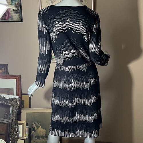 Anne Klein Women’s Medium Black & White 3/4 Sleeve V-Neck Pencil Sweater Dress - Picture 9 of 13