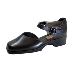 womens wide leather shoes