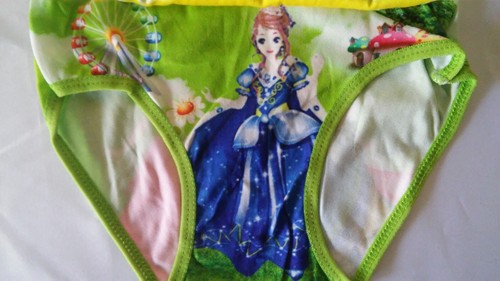 Girls 3pr Super Soft Princess Panties, Sz M - Picture 4 of 7