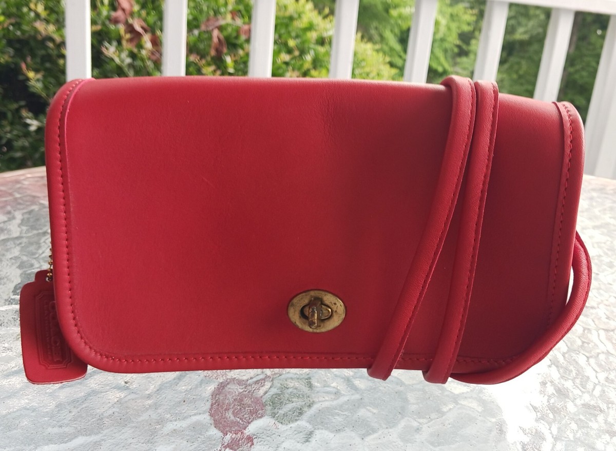 Coach RARE 01398901 Ruby Red Made in United States 1970's Vintage