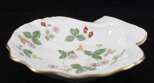 JACOB PETIT VASE EN PORCELAINE MEISSEN Époque 19ème en Excellent état