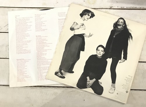 THE ROCHES Robert Fripp SINGING Sisters WARNER, 1979 Maggie SUZZY Terre Original - Picture 6 of 12
