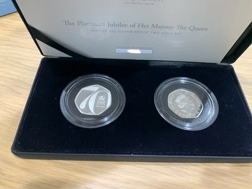 Platinum Jubilee 2022 UK 50p Silver Proof Two-Coin Set Limited Edition 700 sets