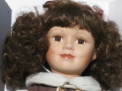 Porzellan Puppe Handmade Doll New in Box - Picture 5 of 6