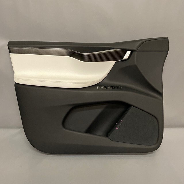 TESLA MODEL X DOOR PANEL LEFT DRIVER FRONT 2016 2017 2018 2019 2020 OEM