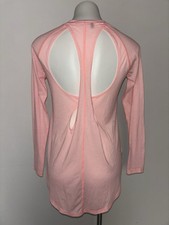 Under Armour Women s Cute Long Sleeve Size Small New Without Tags