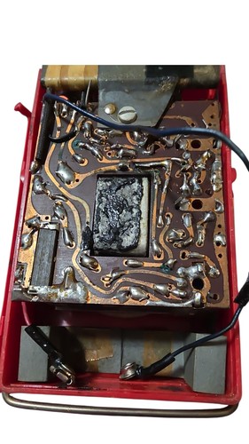 Vintage 1958 Red Truetone Portable Untested AM Radio #DC3902 Made in U.S.A. - Picture 5 of 24