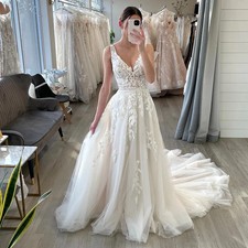 Elegant Wedding Dresses V-Neck A-Line Long Wedding Gowns Applique Sweep Train