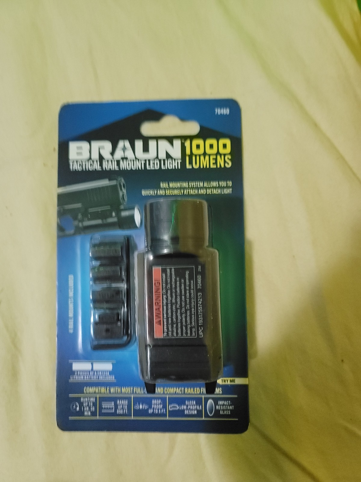 New BRAUN Tactical Gun Rail Mount LED Light 1000 Lumens