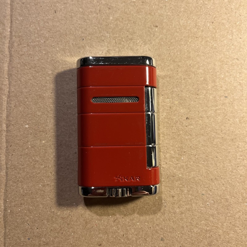 Xikar Allume dual jet cigar lighter Red
