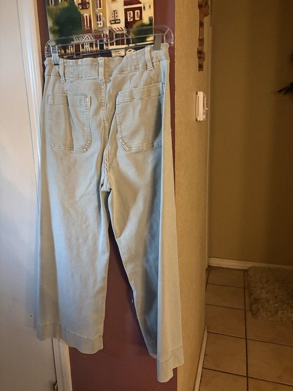Lauren Conrad Mint Wide Leg Cute Pants Very Summery Size 8