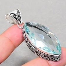 Ciondolo gioiello vintage a forma di marchesa con topazio blu svizzero sfacce...