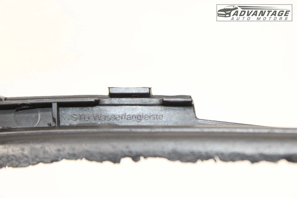 2013-2015 MERCEDES GL450 X166 WINDSHIELD RIGHT SIDE A PILLAR REVEAL MOLDING OEM - Image 3 of 4