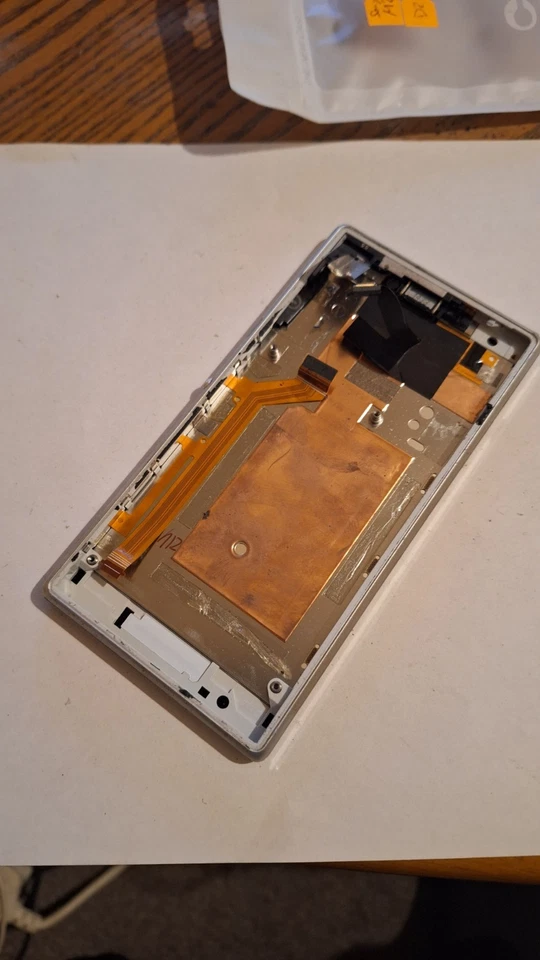 Sony Xperia M2 D2303 Genuine LCD Screen White - Image 3 of 3