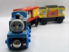 Thomas  Friends Wooden Train BIRTHDAY THOMAS, BOXCAR  MUSICAL BIRTHDAY CABOOSE