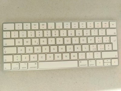 Apple Magic Keyboard (2. Generation) - Weiß, Englisch QWERTY A1644