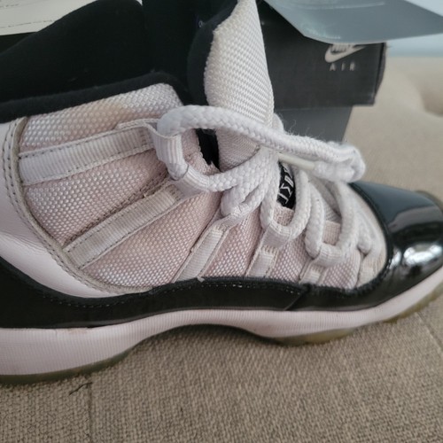 Nike Air Jordan Retro 11 Low BG “Concord” Black White 528896-153 Youth Size 5Y - Picture 2 of 9