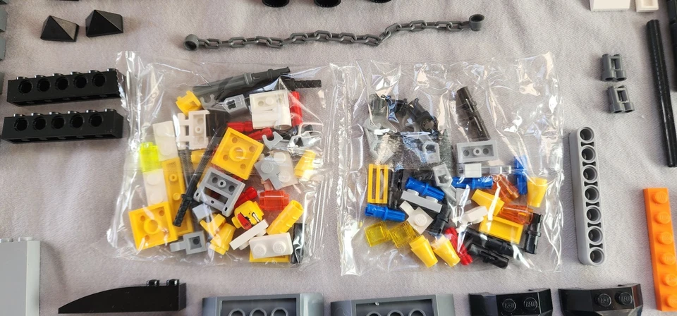 LEGO Exo-Force- Large Lot Of Legos-Blade Titan, Cyclone Defender, SKY Guardian - Image 4 of 4